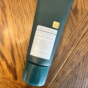 Kristin Ess Instant Exfoliating Scalp Scrub